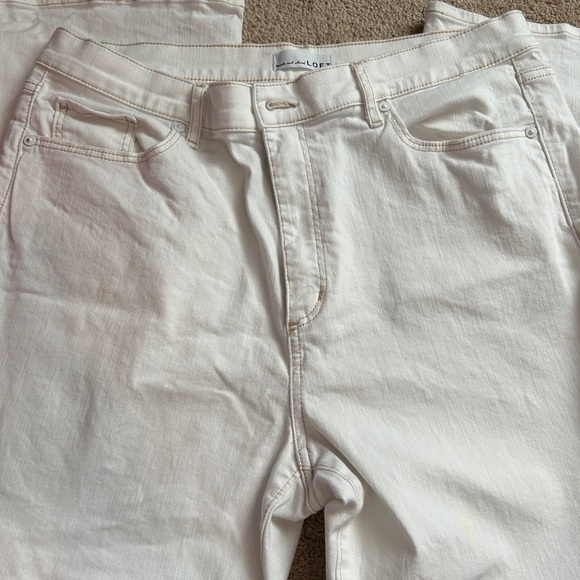 Women's White Jeans - Picture 2 of 4